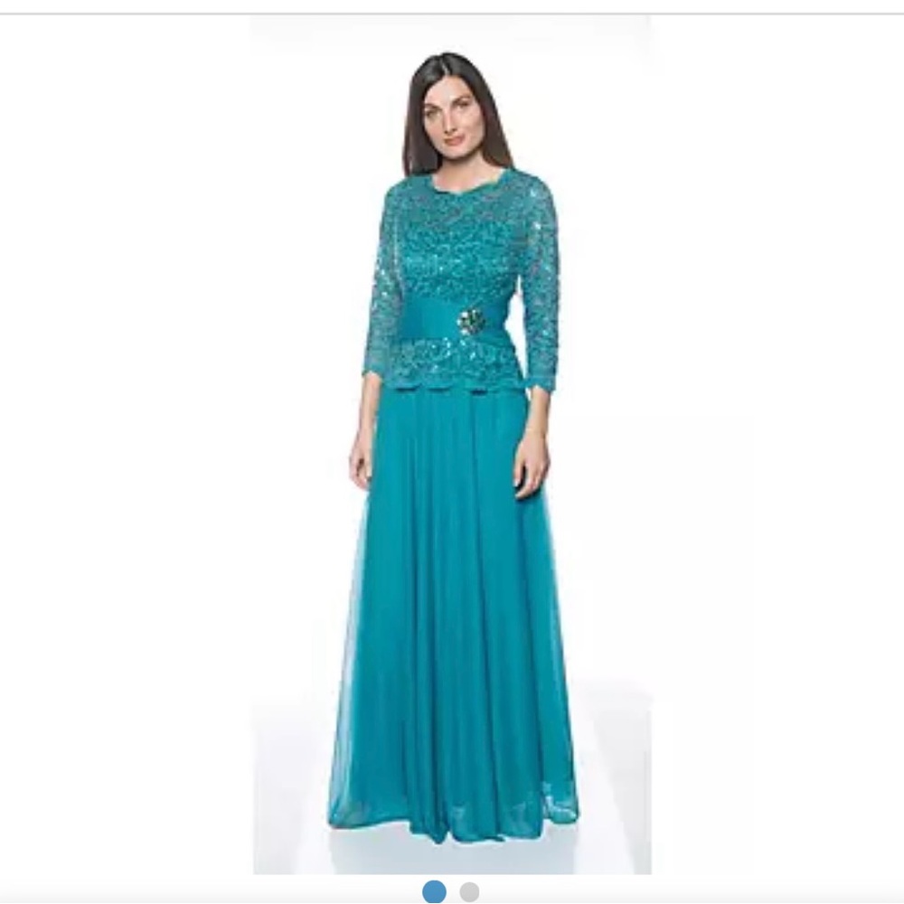 Gown, 14, worn once, professionally cleaned for resale, lace bodice & sleeves.